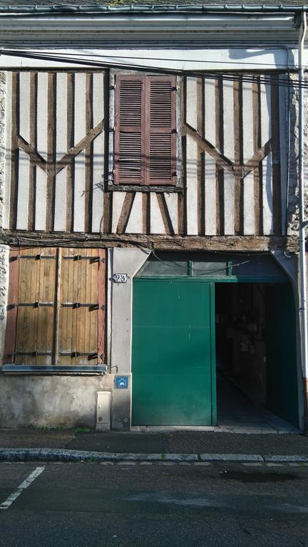 Le Nid Bord De La Loire Apartment Орлеан Екстериор снимка