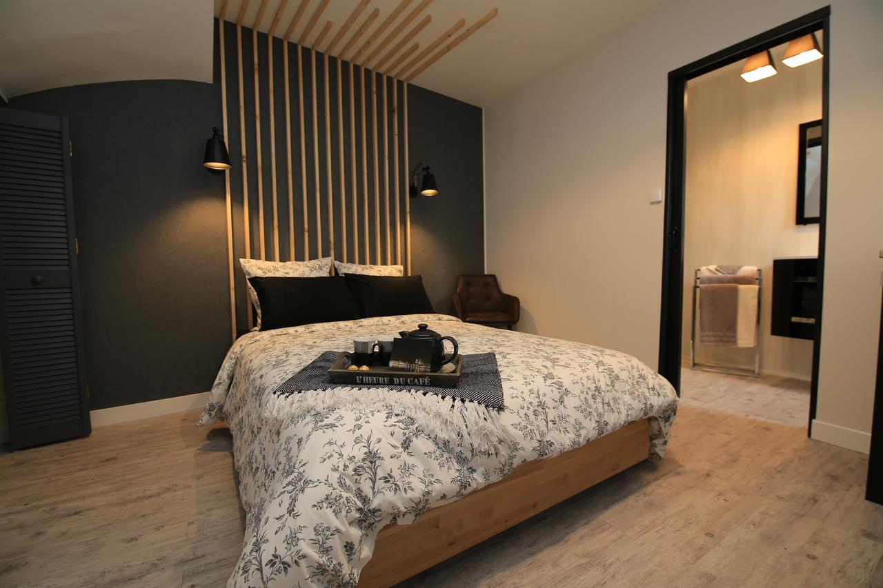 Le Nid Bord De La Loire Apartment Орлеан Екстериор снимка