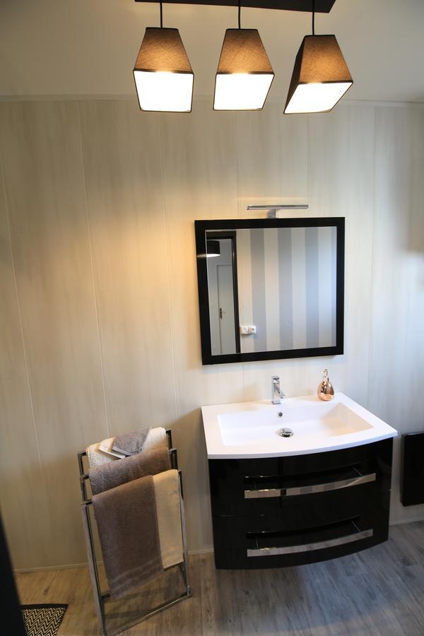 Le Nid Bord De La Loire Apartment Орлеан Екстериор снимка