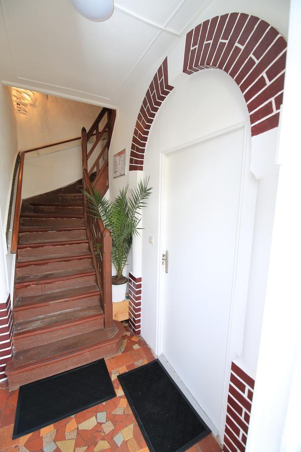 Le Nid Bord De La Loire Apartment Орлеан Екстериор снимка